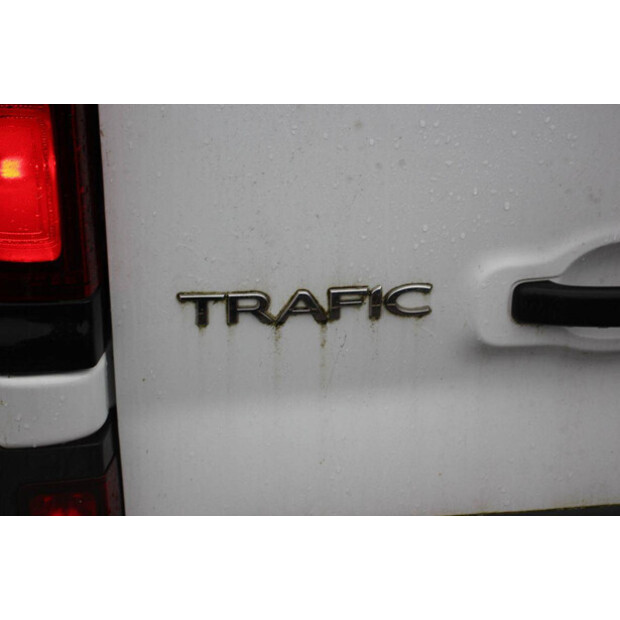 2018 Renault Trafic-44910529