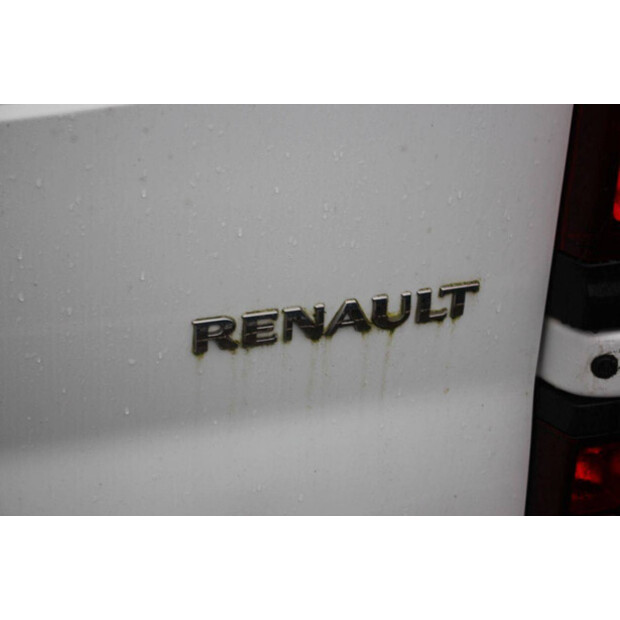 2018 Renault Trafic-44910530