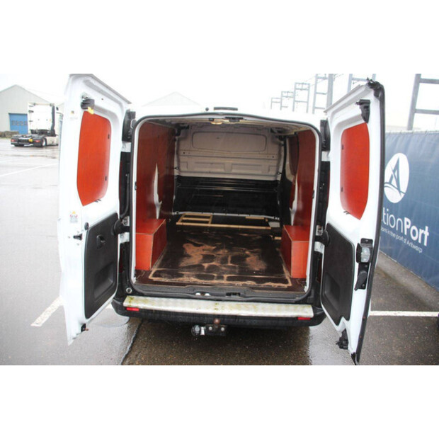 2018 Renault Trafic-44910531