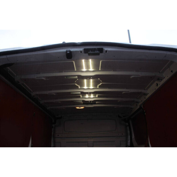 2018 Renault Trafic-44910537