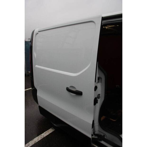 2018 Renault Trafic-44910540
