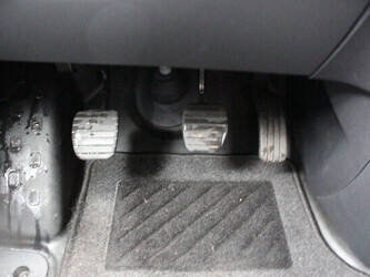 2018-renault-trafic-1404550-44910554