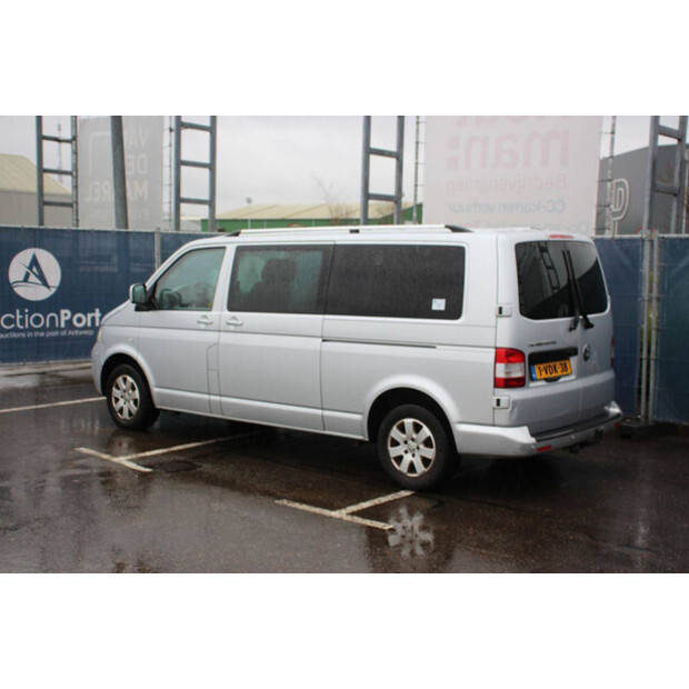 2009 Volkswagen Transporter-44910564