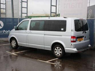2009-volkswagen-transporter-1404551-44910564