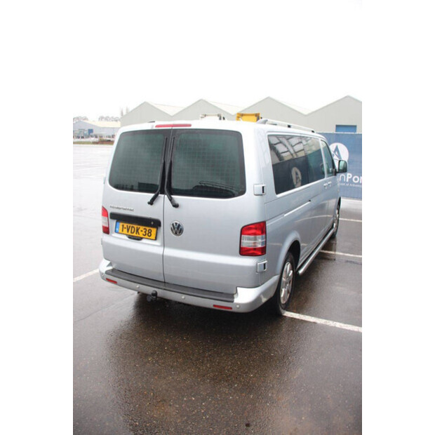2009 Volkswagen Transporter-44910566