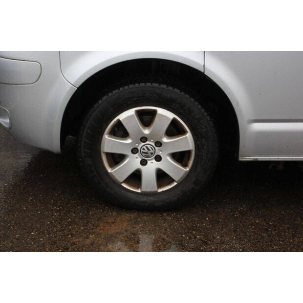 2009 Volkswagen Transporter-44910573