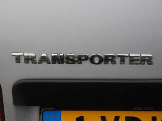 2009-volkswagen-transporter-1404551-44910577