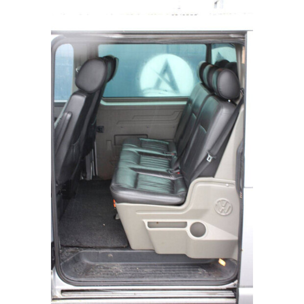 2009 Volkswagen Transporter-44910579