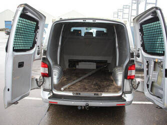 2009-volkswagen-transporter-1404551-44910585