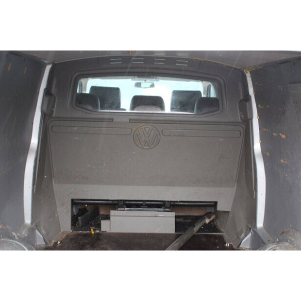 2009 Volkswagen Transporter-44910589