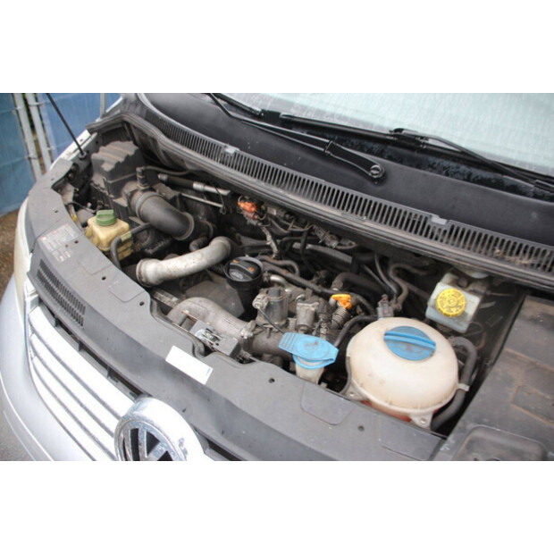 2009 Volkswagen Transporter-44910593