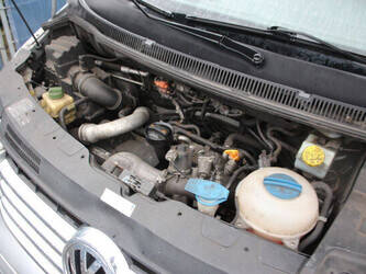 2009-volkswagen-transporter-1404551-44910593