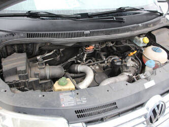 2009-volkswagen-transporter-1404551-44910594