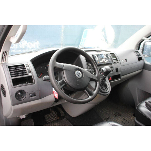 2009 Volkswagen Transporter-44910597