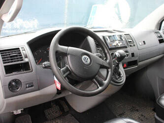 2009-volkswagen-transporter-1404551-44910597