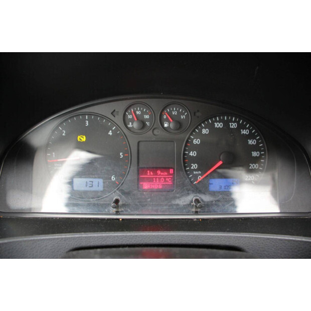 2009 Volkswagen Transporter-44910603