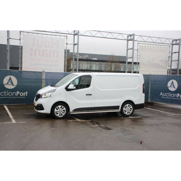 2017 Renault Trafic-44910783