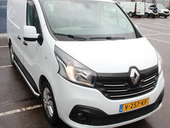 2017-renault-trafic-1404556-44910788