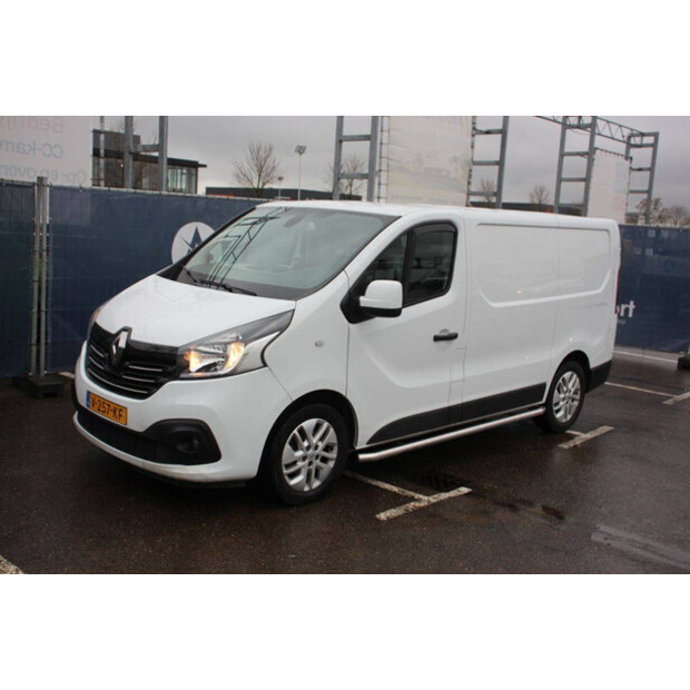 2017 Renault Trafic-44910790