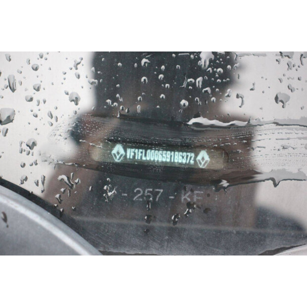 2017 Renault Trafic-44910793