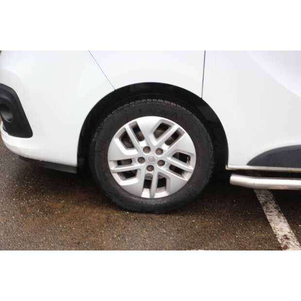 2017 Renault Trafic-44910794