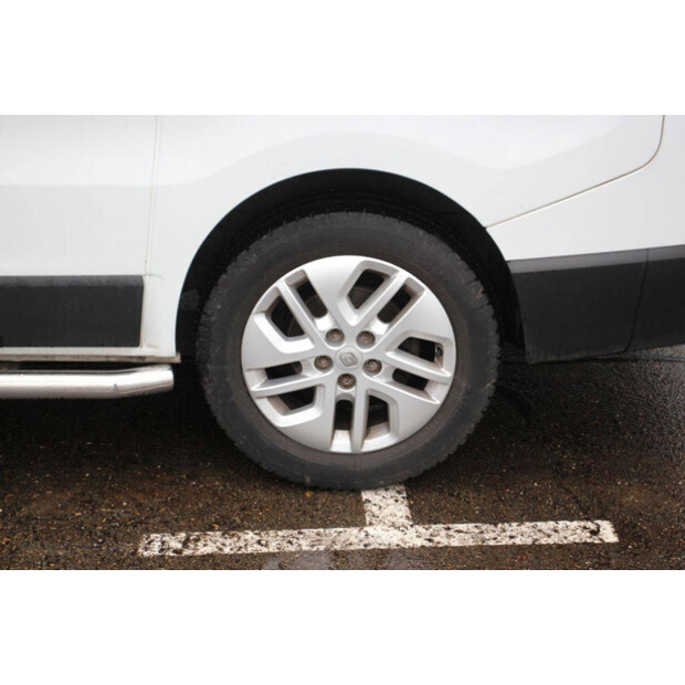 2017 Renault Trafic-44910795