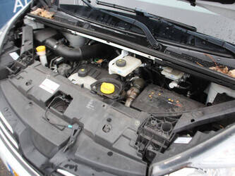 2017-renault-trafic-1404556-44910812