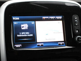 2017-renault-trafic-1404556-44910821