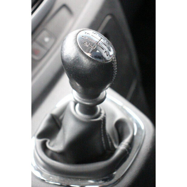 2017 Renault Trafic-44910823