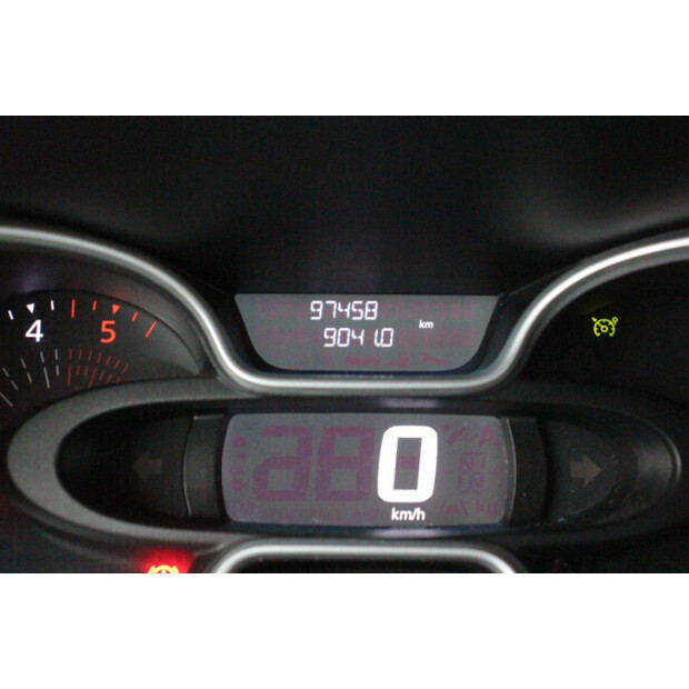 2017 Renault Trafic-44910824