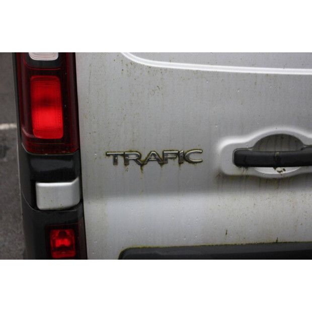 2018 Renault Trafic-44910842