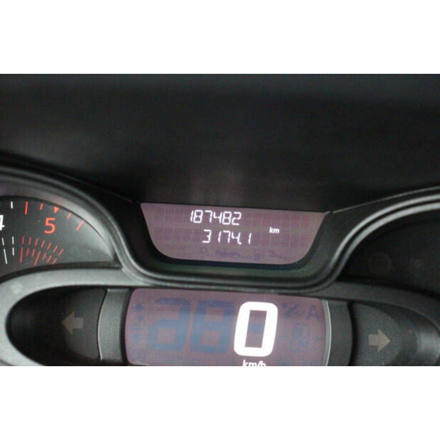 2018 Renault Trafic-44910867