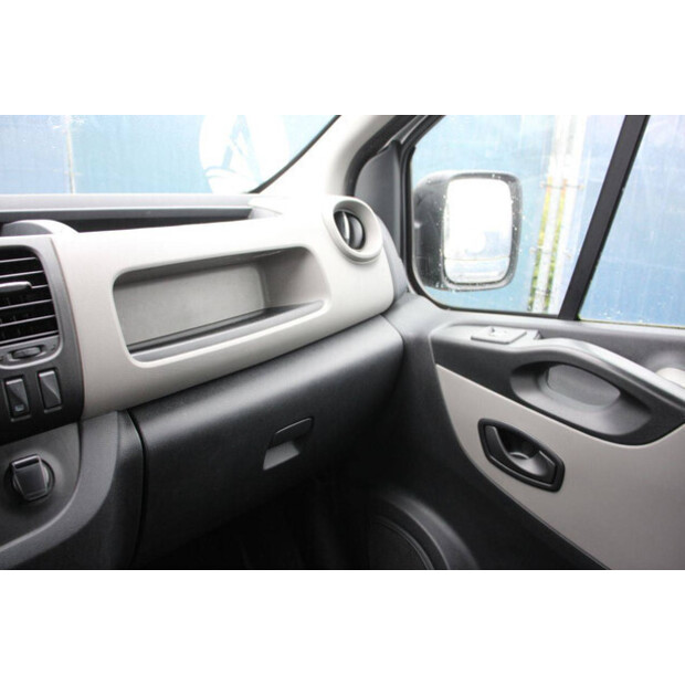2018 Renault Trafic-44910872