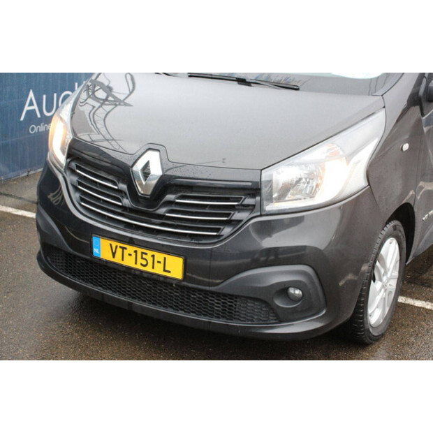 2016 رينو Trafic-44910928