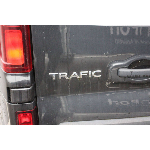 2016 رينو Trafic-44910934