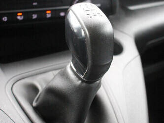 2020-opel-combo-1404560-44911005