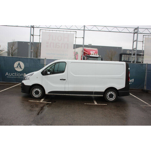 2018 Renault Trafic-44911008