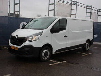 2018-renault-trafic-1404561-44911014