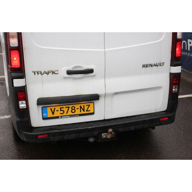 2018 Renault Trafic-44911023