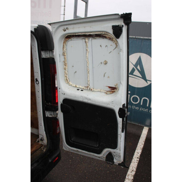 2018 Renault Trafic-44911034