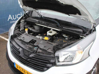 2018-renault-trafic-1404561-44911045