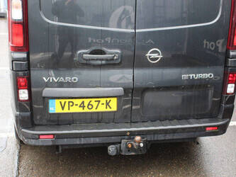 2015-opel-vivaro-1404562-44911064