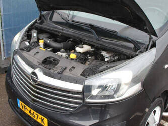 2015-opel-vivaro-1404562-44911078