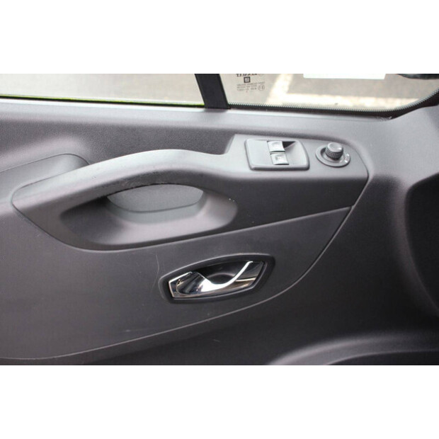 2015 Opel Vivaro-44911083