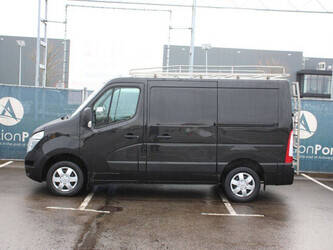 2017-nissan-nv400-1404565-44911187