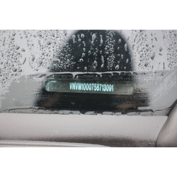 2017 نيسان NV400-44911196