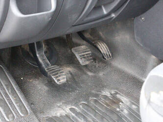 2017-nissan-nv400-1404565-44911219