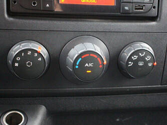 2017-nissan-nv400-1404565-44911225