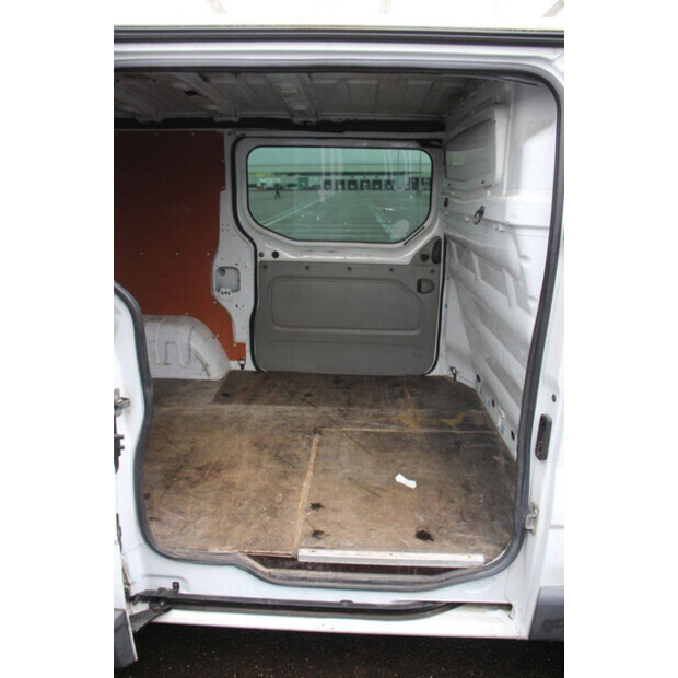 2011 Opel Vivaro 2.5 CDTI-44911253