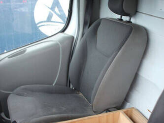 2011-opel-vivaro-2-5-cdti-44911267